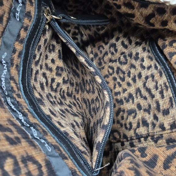 Clever Carriage Company All Leather With Fringe $685 RETAIL - Picture 15 of 17